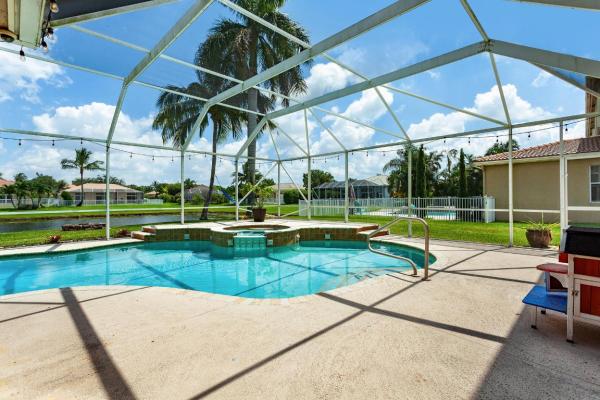 Oakmont Village, 5346 Oakmont Village Cir, Lake Worth, Florida 33463, image 1