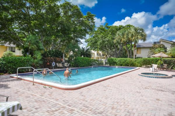 Ironwedge, 6023 Glendale Dr, Boca Raton, Florida 33433, image 3