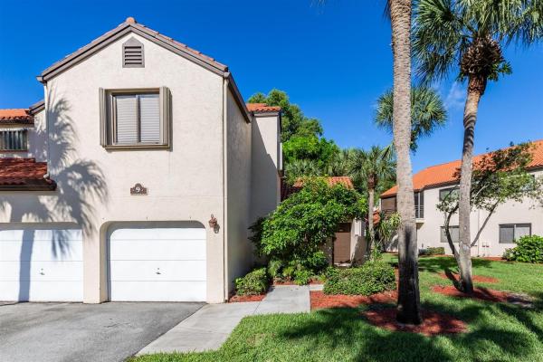 South Lake At Dos Lagos, 9 Via De Casas Sur #104, Boynton Beach, Florida 33426, image 1