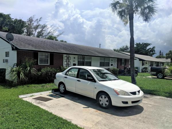 Park Manor, 351 Silver Beach Rd, Riviera Beach, Florida 33403, image 2