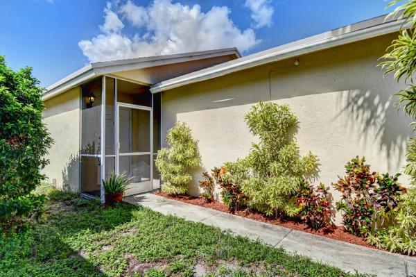Crystal Key At Woolbright Place, 175 Heming Way, Boynton Beach, Florida 33426, image 1