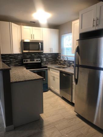 Rolling Green Ridge, 3255 Ocean Pkwy, Boynton Beach, Florida 33435, image 1