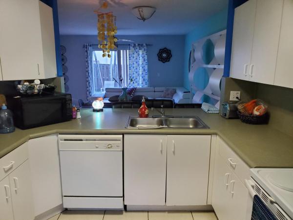 Summit Lake, 860 Summit Lake Dr, West Palm Beach, Florida 33406, image 2