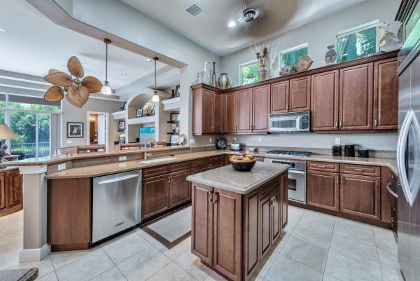 San Michele, 4131 Venetia Way, Palm Beach Gardens, Florida 33418, image 2