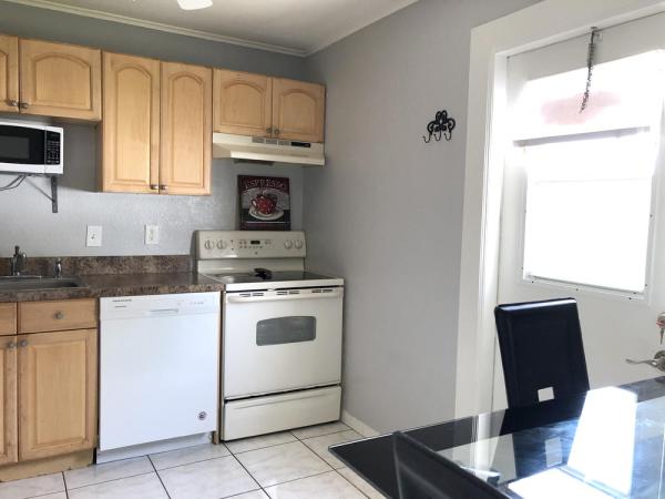 Englewood Manor, 2923 Buckley Ave, Lake Worth, Florida 33461, image 2