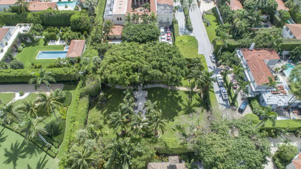 Tropic Isle, 171 Via Bellaria, Palm Beach, Florida 33480, image 1