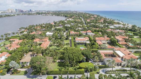 Tropic Isle, 171 Via Bellaria, Palm Beach, Florida 33480, image 2