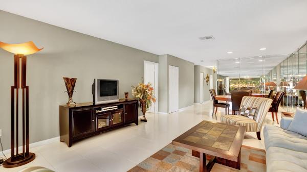 Glades Of Boca Lago, 21743 Arriba Real, Boca Raton, Florida 33433, image 2