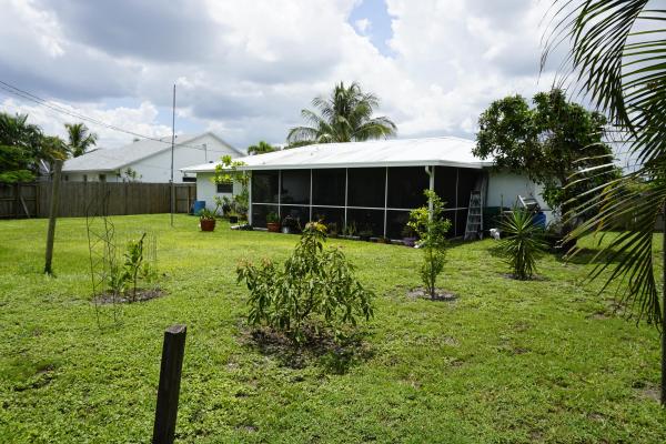 Riverview, 421 SE Skipper Ln, Port St. Lucie, Florida 34983, image 2