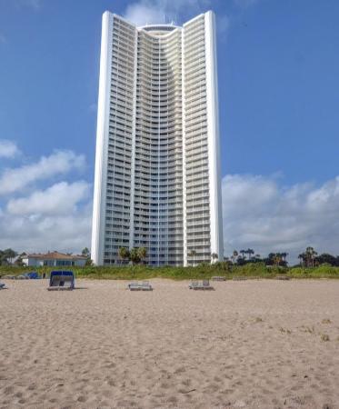 Tiara, 3000 N Ocean Dr #32A, Riviera Beach, Florida 33404, image 3