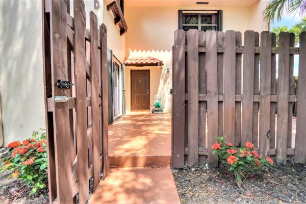 Seven Springs, 6327 Seven Springs Blvd #D, Greenacres, Florida 33463, image 2