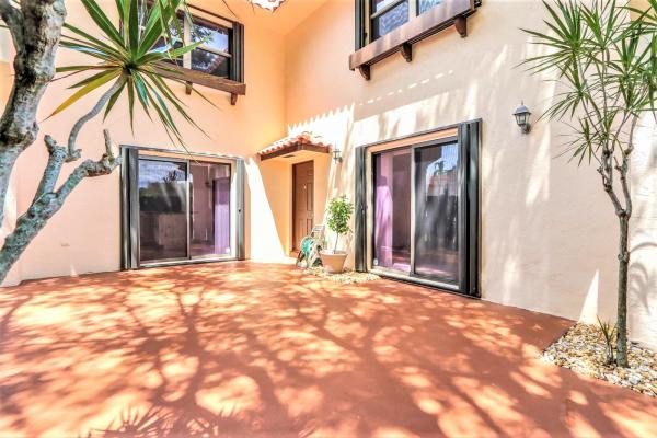 Seven Springs, 6327 Seven Springs Blvd #D, Greenacres, Florida 33463, image 3