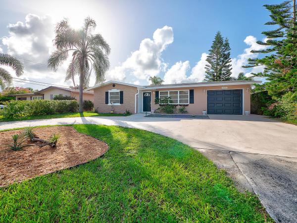 Palm Beach Gardens Estates, 320 Camellia St, Palm Beach Gardens, Florida 33410, image 1