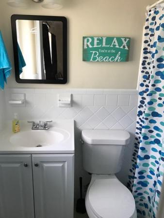 Reid Terrace , 1702 NE 25th St #1-3, Wilton Manors, Florida 33305, image 2