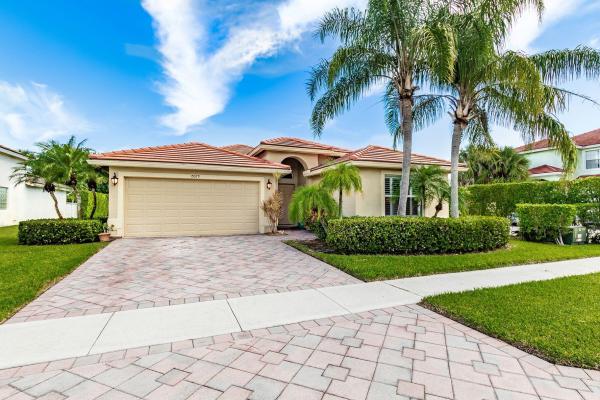 Lakefield South, 15079 Corby Ct, Wellington, Florida 33414, image 2