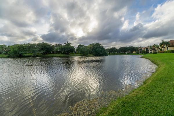Woodland Lakes, 5250 Woodland Lakes Dr #227, Palm Beach Gardens, Florida 33418, image 2