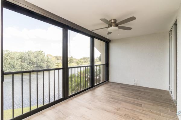 Woodland Lakes, 5250 Woodland Lakes Dr #227, Palm Beach Gardens, Florida 33418, image 3