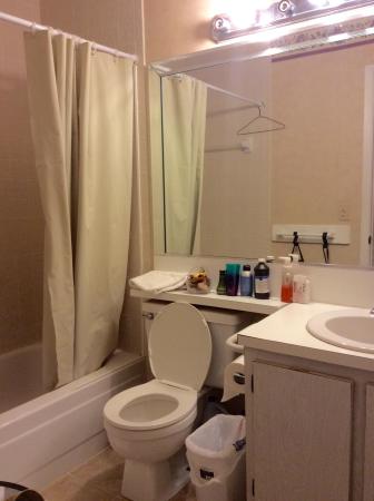 Pine Ridge North 1, 541 Shady Pine Way #D, Greenacres, Florida 33415, image 1