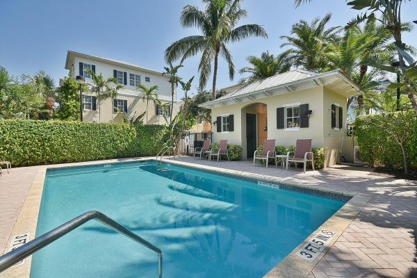 Mallory Square, 319 E Mallory Cir, Delray Beach, Florida 33483, image 1