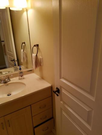 The Colonies 2, 2715 NW 47th Ln #3105, Lauderdale Lakes, Florida 33313, image 3