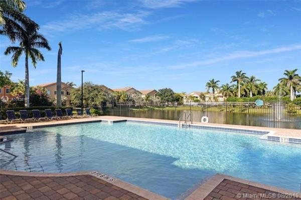 Sierra Bay, 2920 Carvelle Dr, Riviera Beach, Florida 33404, image 1