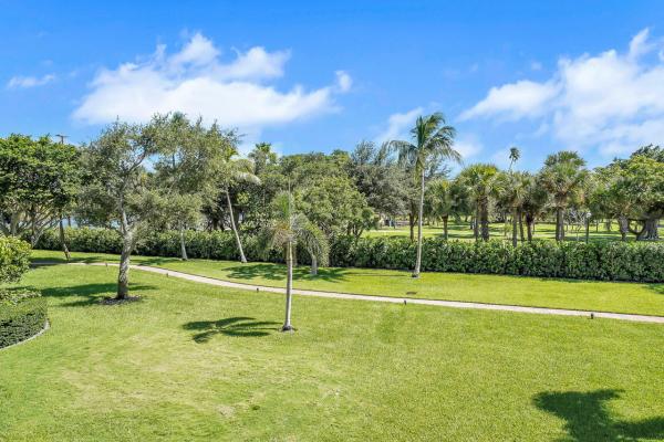 Placido Mar, 5200 N Flagler Dr #205, West Palm Beach, Florida 33407, image 2