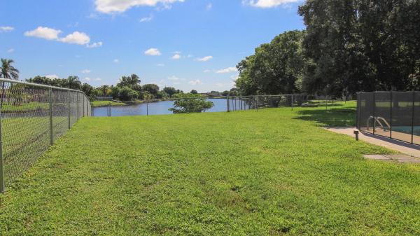 La Mancha, 148 Valencia St, Royal Palm Beach, Florida 33411, image 2