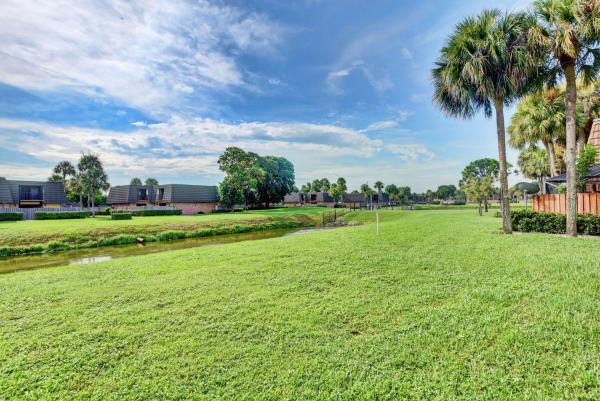 Village Of Sandalwood Lakes North, 263 Charter Way, West Palm Beach, Florida 33407, image 1
