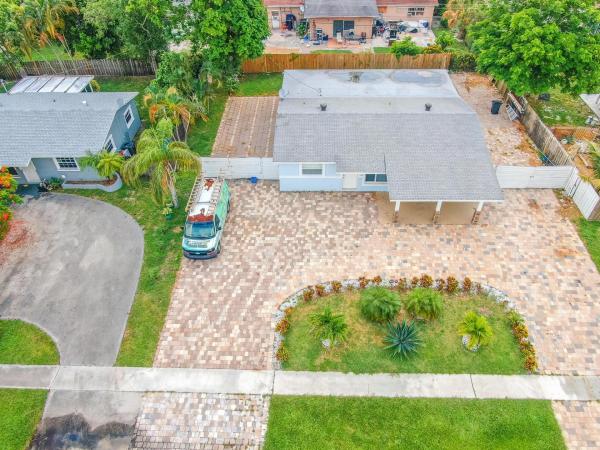Dillman Heights, 942 Jamaican Dr, West Palm Beach, Florida 33415, image 2