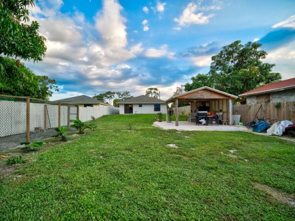 Royal Palm Estates, 5803 Lime Rd, West Palm Beach, Florida 33413, image 2