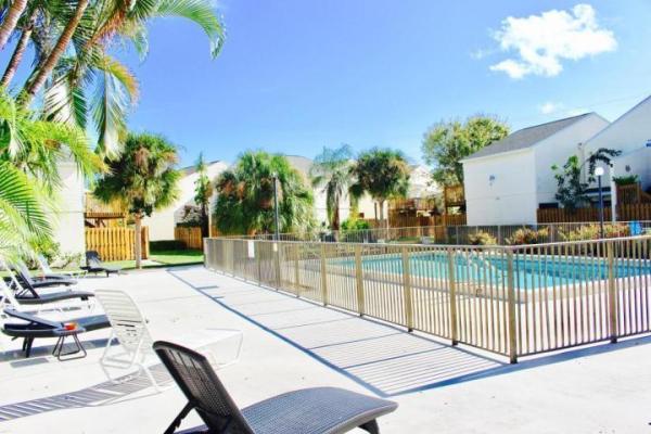 Eden Place, 633 Executive Center Dr #L103, West Palm Beach, Florida 33401, image 2
