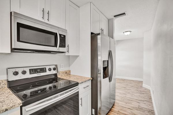 Lee's Crossing, 5552 Barnstead Cir N, Lake Worth, Florida 33463, image 1