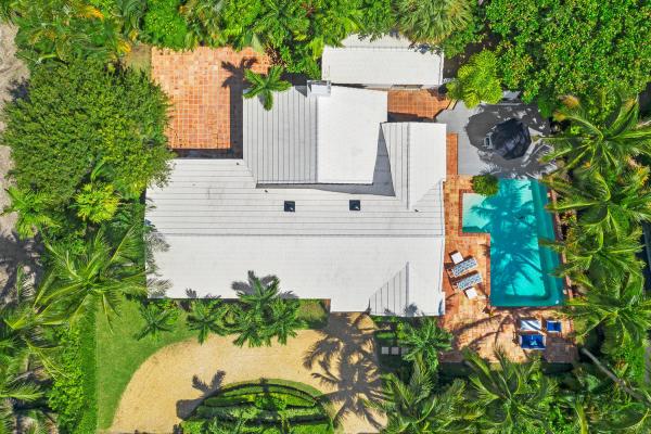 Manana Estates, 217 Debra Ln, Palm Beach, Florida 33480, image 1