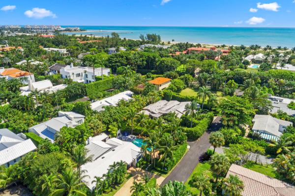 Manana Estates, 217 Debra Ln, Palm Beach, Florida 33480, image 2