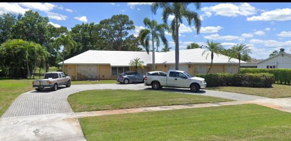 Palm Beach National Golf & Country Club Estates, 7404 Oakmont Dr, Lake Worth, Florida 33467, image 1