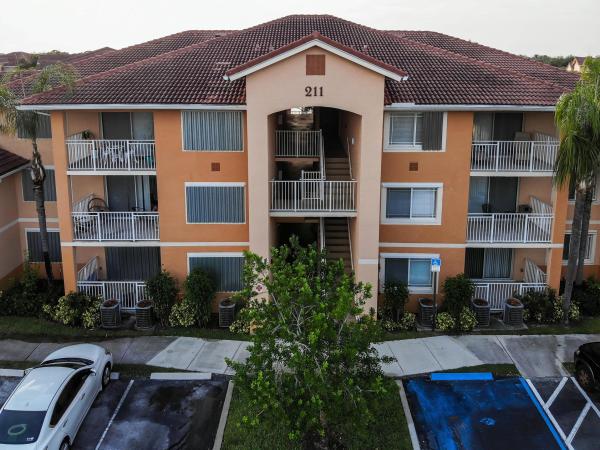 The Club At St Lucie West, 211 SW Palm Dr #306, Port St. Lucie, Florida 34986, image 1