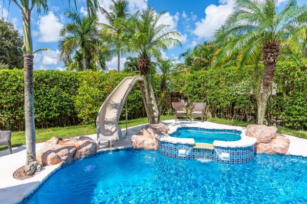 Biltmore Terrace, 4988 Palm Way, Lake Worth, Florida 33463, image 1
