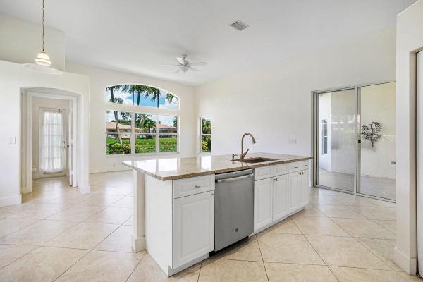 Oakmont Village, 5386 Oakmont Village Cir, Lake Worth, Florida 33463, image 1
