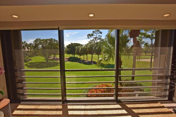 Hibiscus, 10181 Quail Covey Rd, Boynton Beach, Florida 33436, image 2