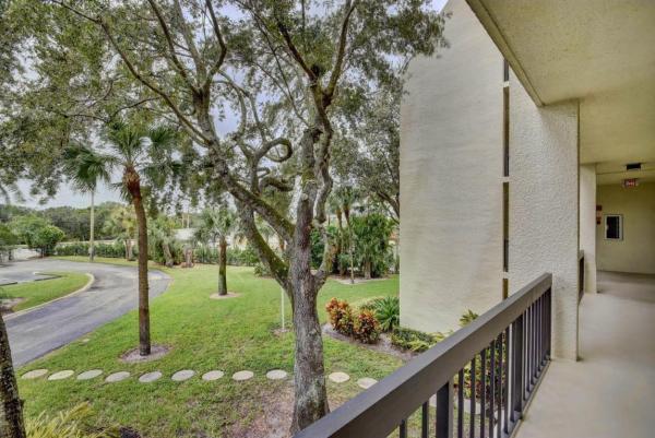 The Senate, 3050 Presidential Way #203, West Palm Beach, Florida 33401, image 2