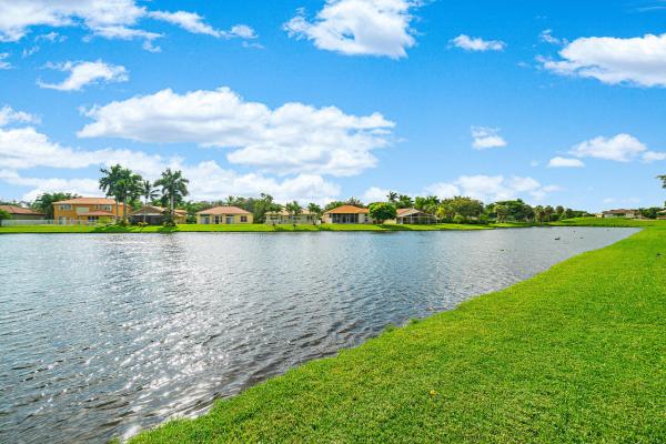 Las Colinas Village, 5986 Las Colinas Cir, Lake Worth, Florida 33463, image 1