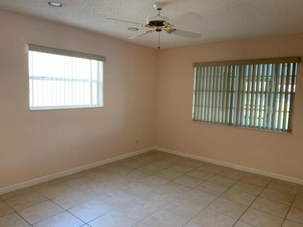 Golden Lakes Village, 143 Lake Susan Dr, West Palm Beach, Florida 33411, image 2