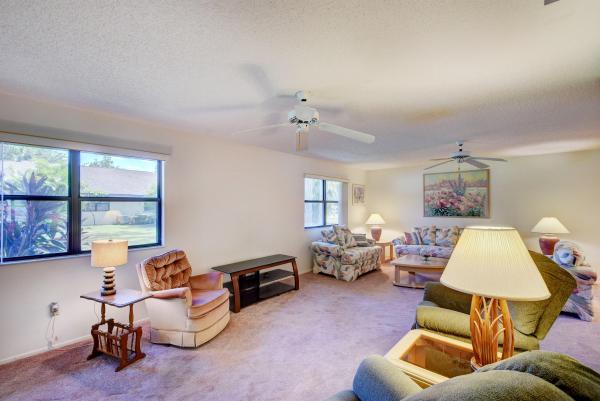 Strathmore Gate, 46 Candlenut Ct, Royal Palm Beach, Florida 33411, image 2