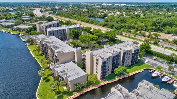 Boca Bayou, 17 Royal Palm Way #2010, Boca Raton, Florida 33432, image 1