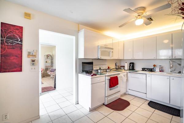 Lucerne Homes East, 6306 Summer Sky Ln, Greenacres, Florida 33463, image 3