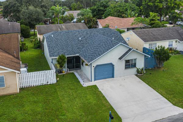 Tudor Woods, 11127 Goss Ln, Boca Raton, Florida 33428, image 3