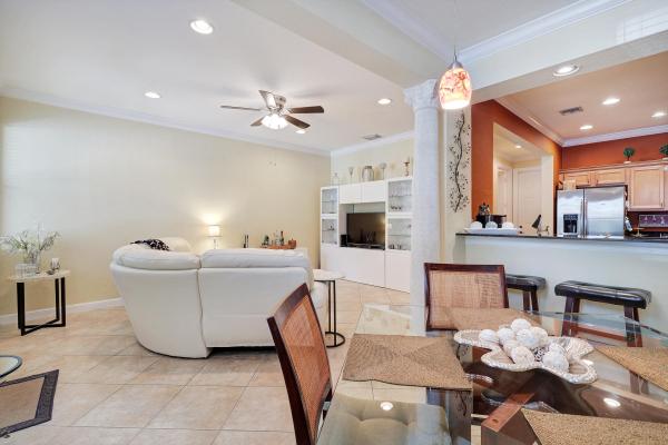 CitySide, 690 Pacific Grove Dr #4, West Palm Beach, Florida 33401, image 2