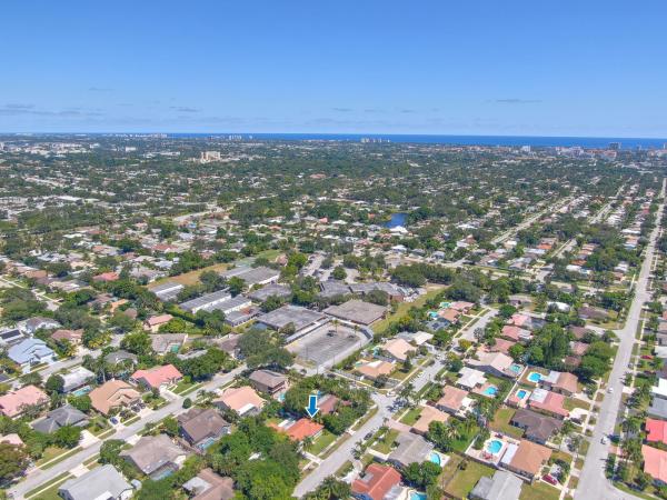 Boca Raton Square, 1323 SW 4th St, Boca Raton, Florida 33486, image 1