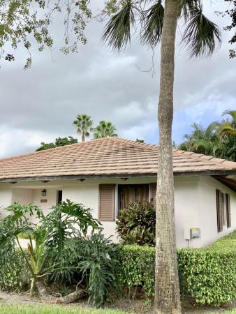 Club Cottages, 828 Club Dr, Palm Beach Gardens, Florida 33418, image 1