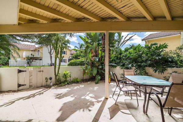 Sea Brook Place, 106 Seabreeze Cir, Jupiter, Florida 33477, image 1